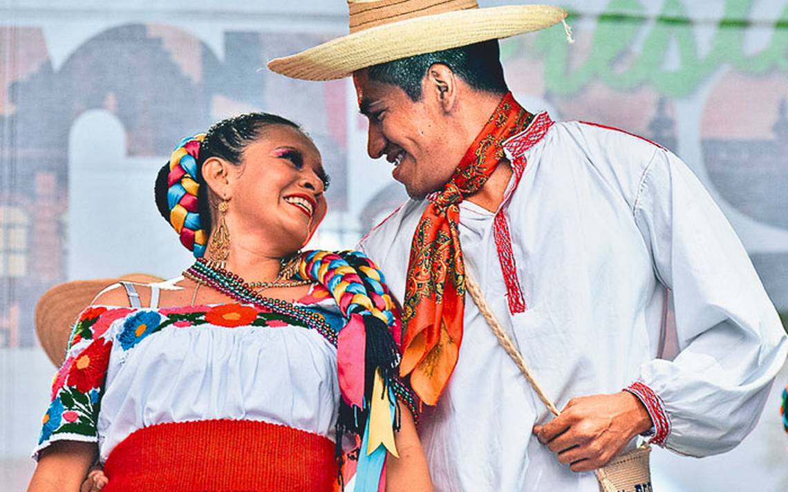 Llenan de folklore el zócalo - El Sol de Cuernavaca | Noticias Locales,  Policiacas, sobre México, Morelos y el Mundo