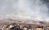 Se busca conseguir sofocar el incendio que desde el martes afecta el basurero municipal